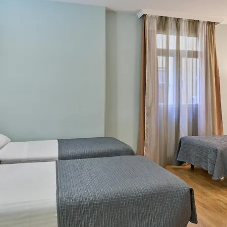Szálloda Porcel Navas 3*