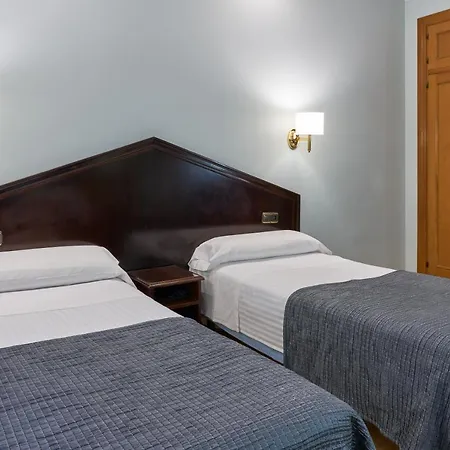 Porcel Navas Hotell 3*