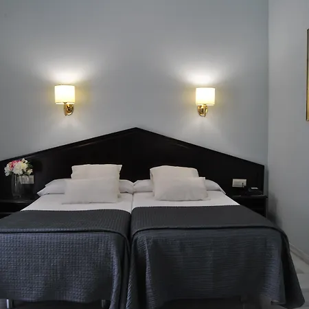 Szálloda Porcel Navas 3*