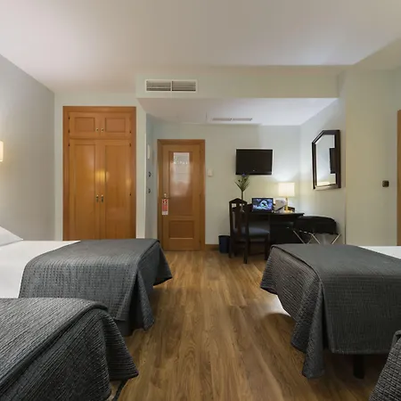 Porcel Navas 3* Granada