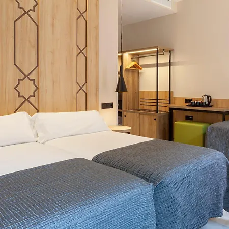 Hotel Porcel Navas Granada