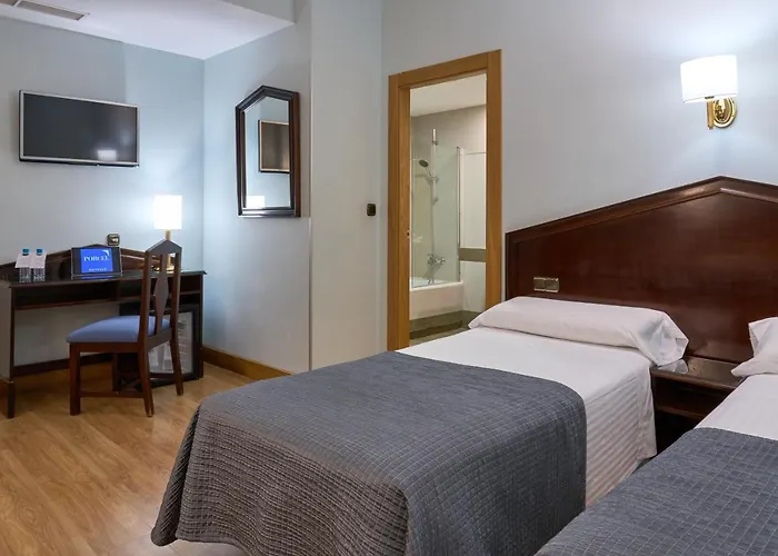 Hotel Porcel Navas 3*