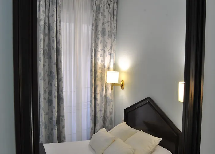 Porcel Navas 3* Granada