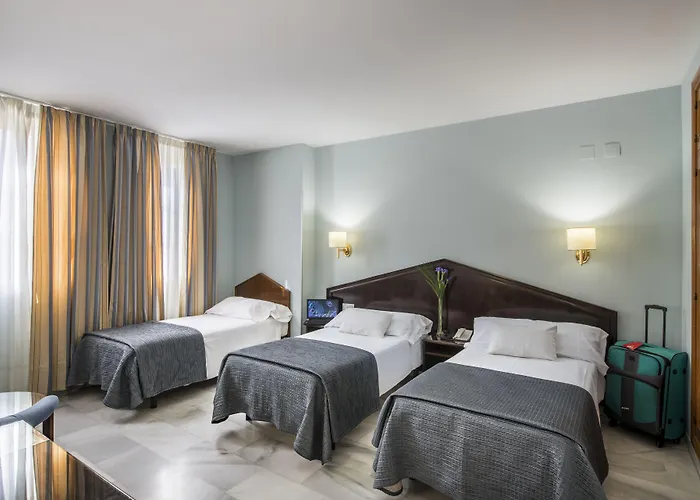 Hotel Porcel Navas 3*