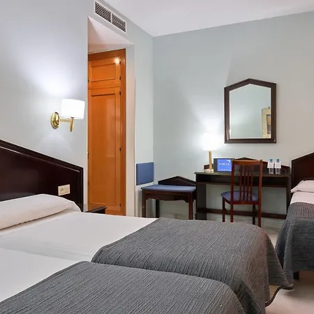Porcel Navas Otel 3*