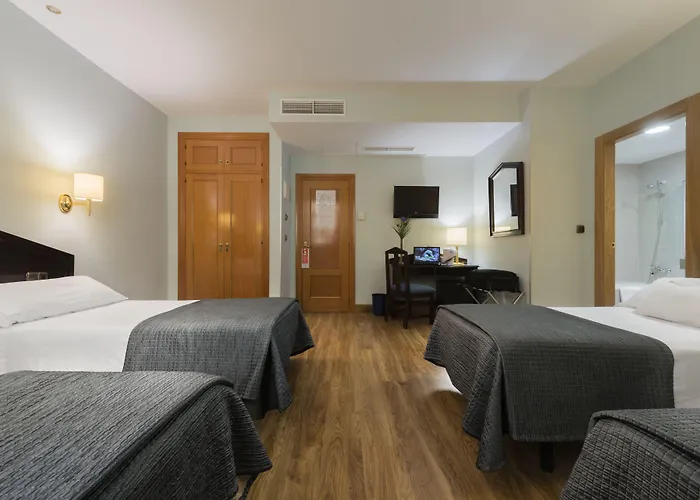 Porcel Navas 3* Granada